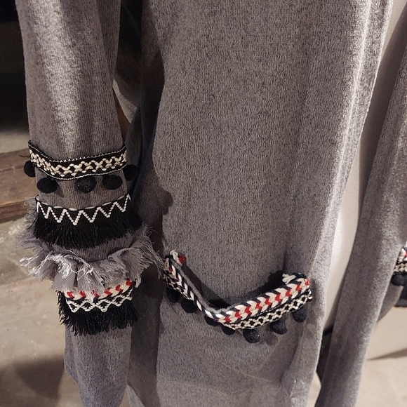 Andthewhy cardigan womens small gray - Picture 5 of 5